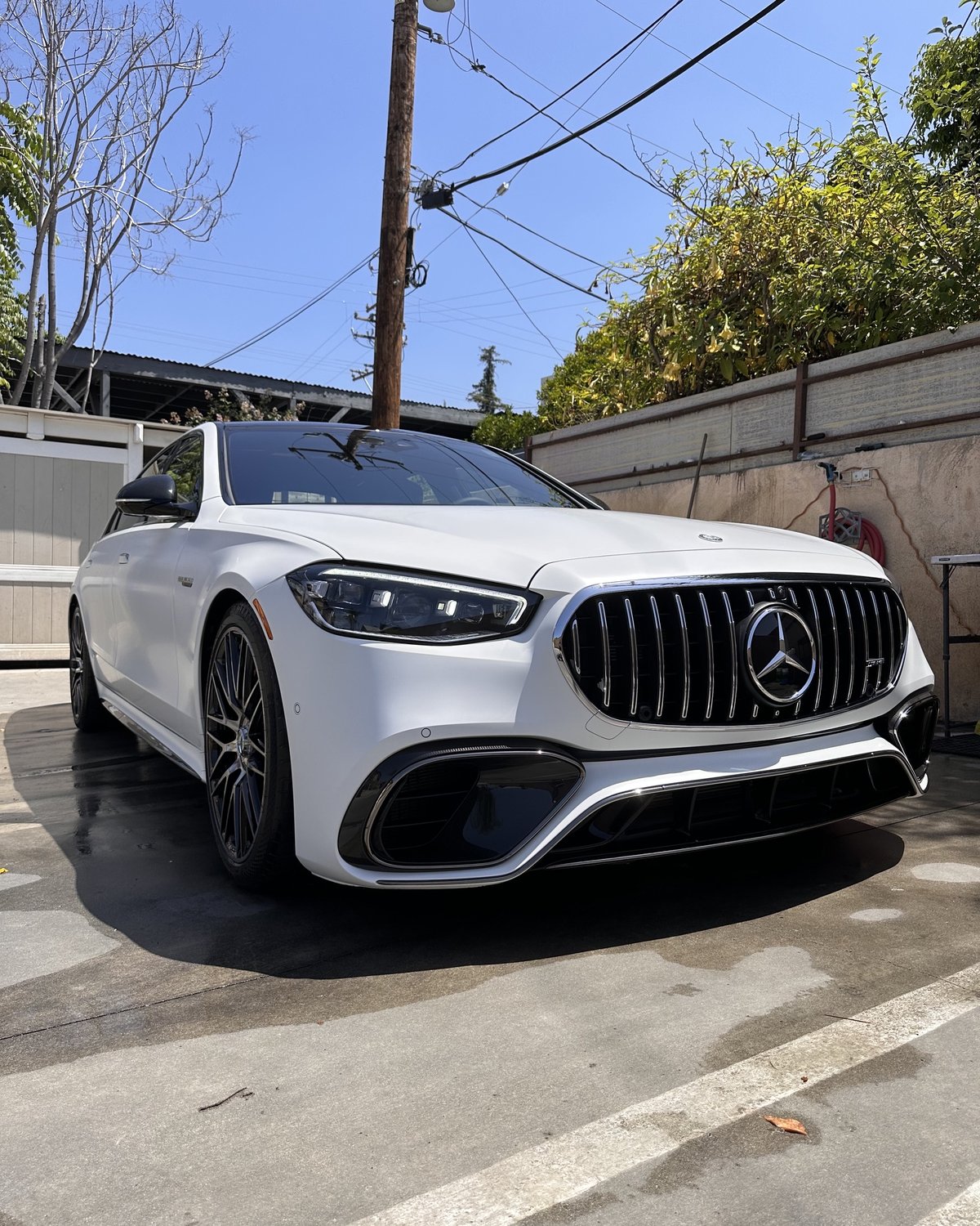 White Mercedes-AMG S63 at Fair Oaks Car Wash in Altadena