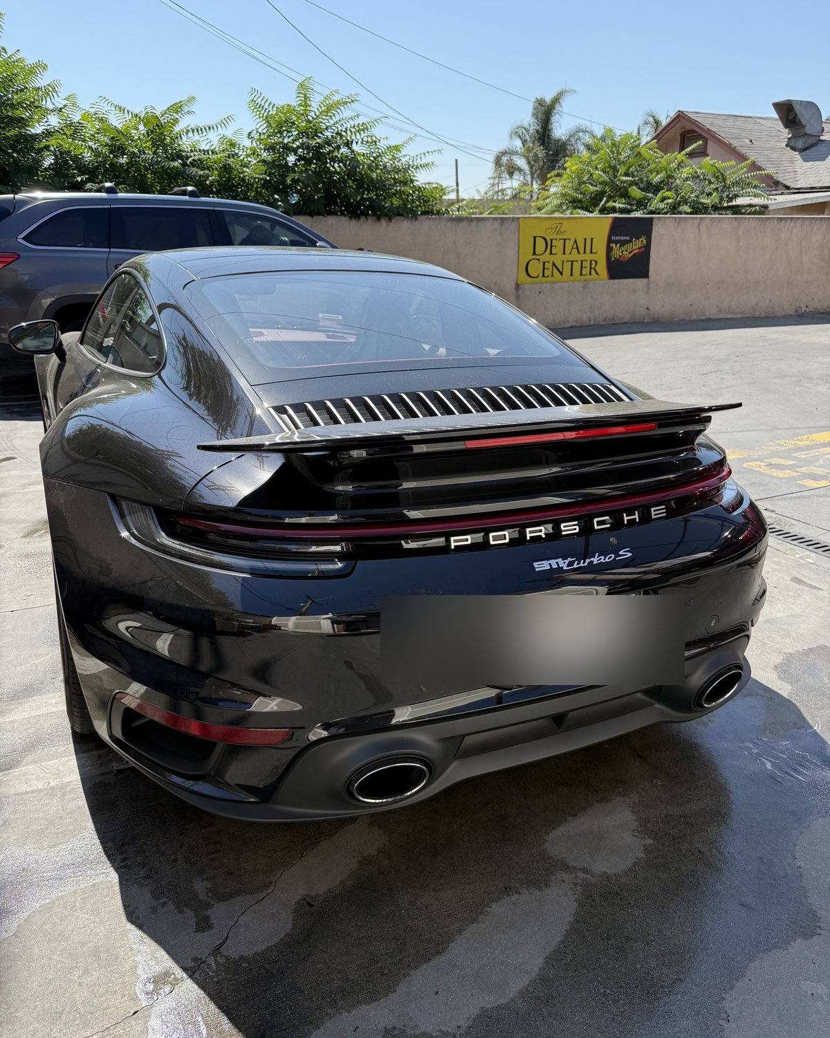 Black Porsche 911 Turbo S at Fair Oaks Car Wash in Altadena